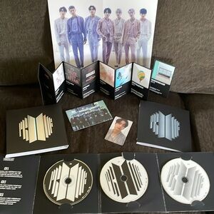 BTS Proof Album Full Package with exclusive V photocard!